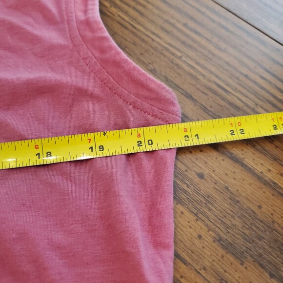 Freely-set of 2-sleeveless v neck tops- Sz large - Picture 5 of 6